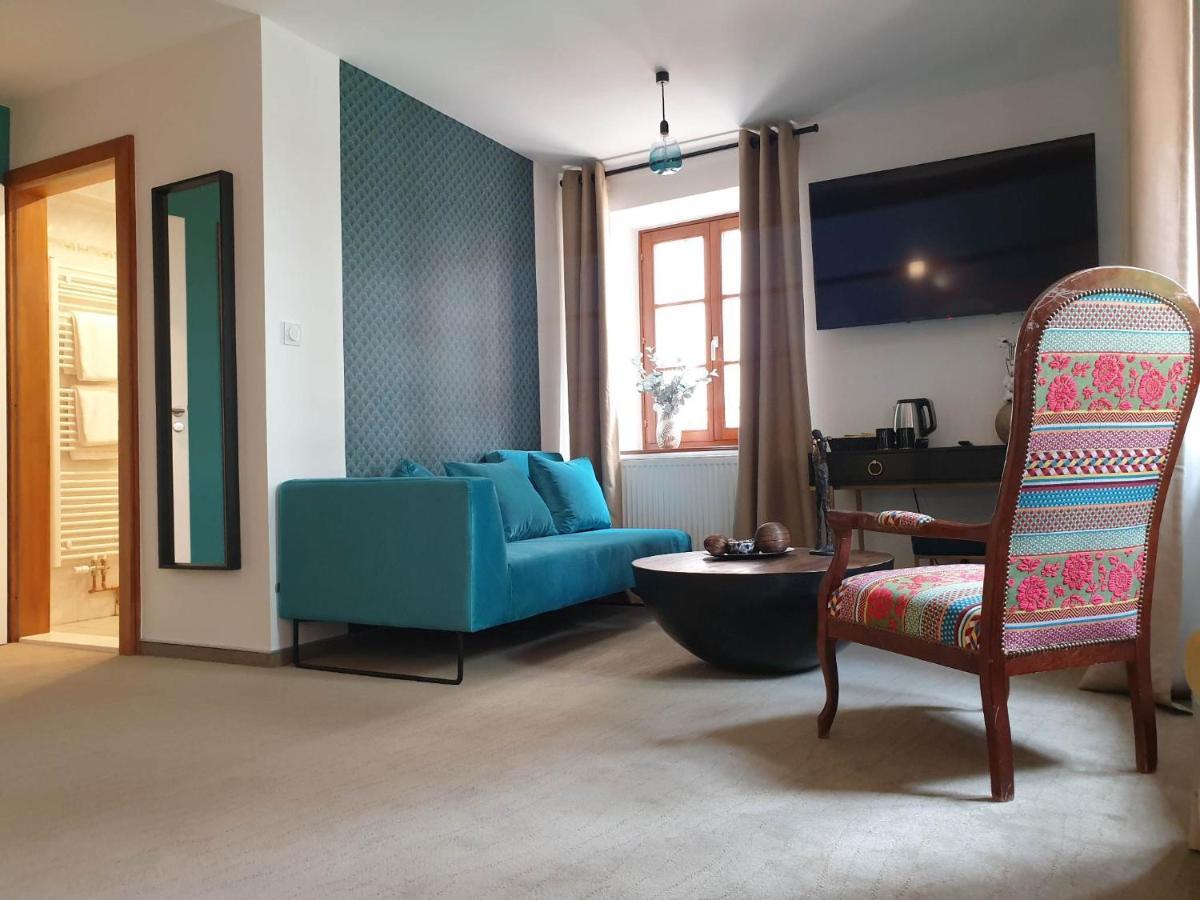 Hôtel le Saint Nicolas Riquewihr Esterno foto