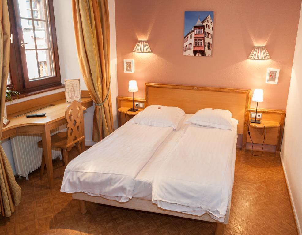 Hôtel le Saint Nicolas Riquewihr Esterno foto