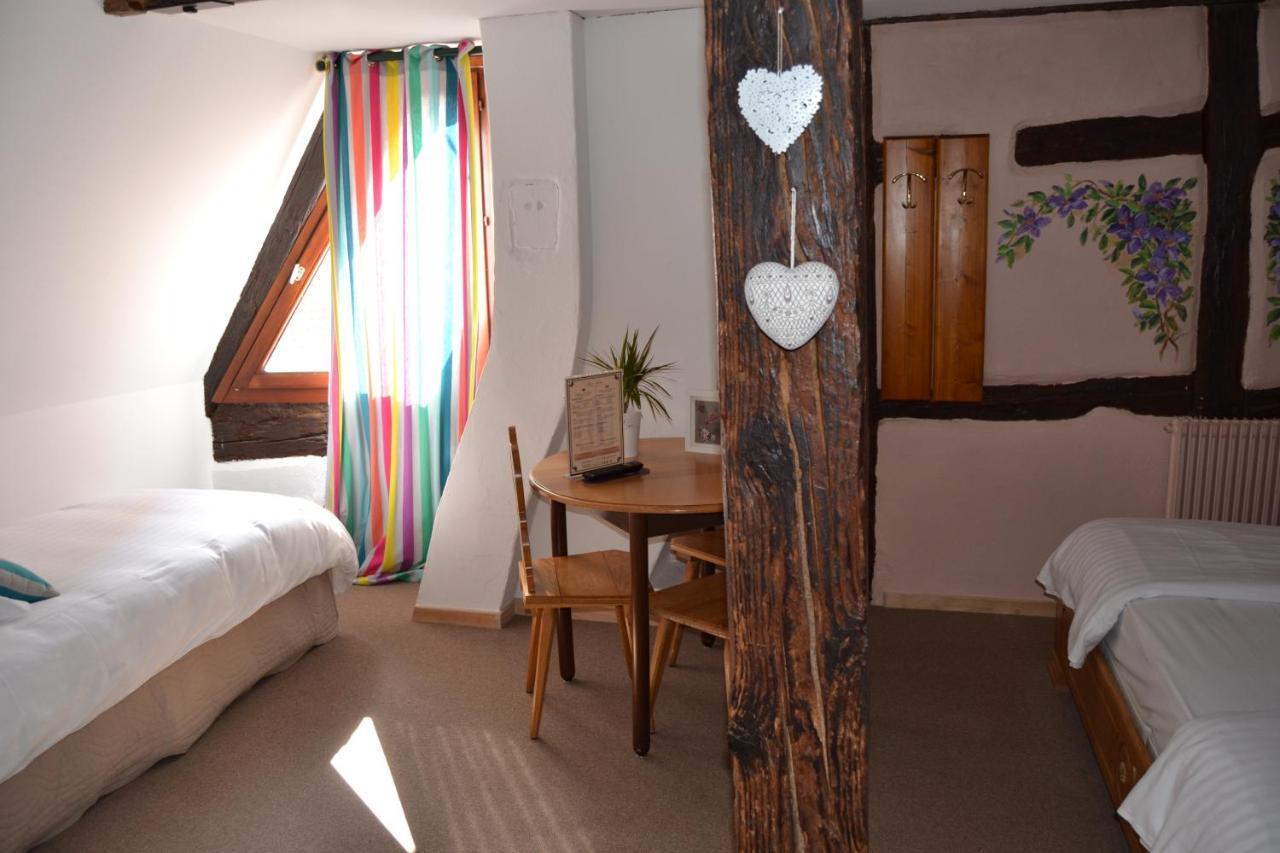 Hôtel le Saint Nicolas Riquewihr Esterno foto